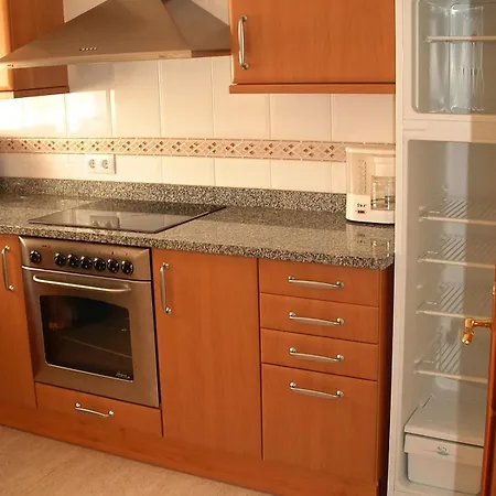 House With Pool And Private Garden Holiday home *