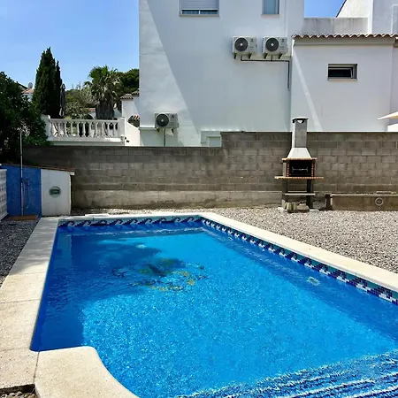 Holiday home House With Pool And Private Garden